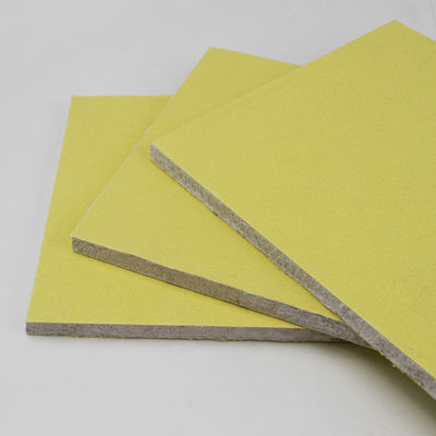 Harga yang pantas Papan Plafon Gipsum 9mm Diperkuat Tahan Lama Tepi Meruncing Untuk Dekorasi Plafon on line