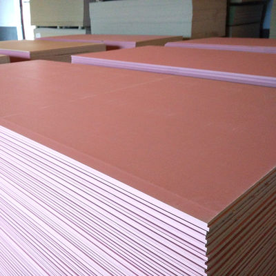 Papan gipsum tahan air dengan tepi kerucut 1220x2440mm Dengan kelembaban ≤ 5%
