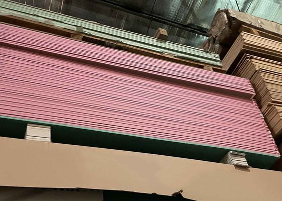 Harga yang pantas Grosir Langit-langit Papan Gipsum 1220x2440mm Interior Eternit Tahan Api Inti Gipsum Tidak Mudah Terbakar on line