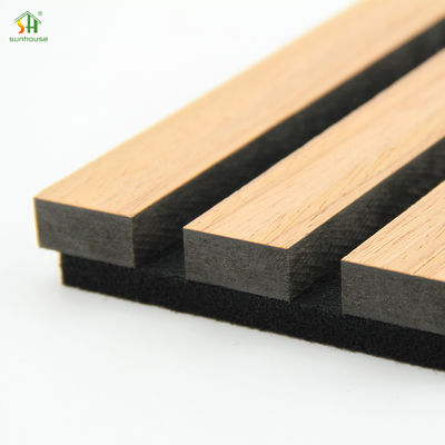 Harga yang pantas Customized Color Black MDF+Polyester Fiber Acoustic Slat Wall Panel with 550kg/m3 ~ 880kg/m3 Density on line