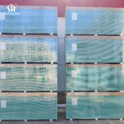 Harga yang pantas Grosir Papan Gipsum Tahan Air 1220×2440mm 9.5mm Papan Gipsum Ringan Tahan Lembab untuk Langit-langit Dinding Interior on line