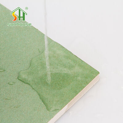 Harga yang pantas 9.5mm Papan Gipsum Tahan Lembab Ringan 1220×2440mm Papan Plester Tahan Air on line